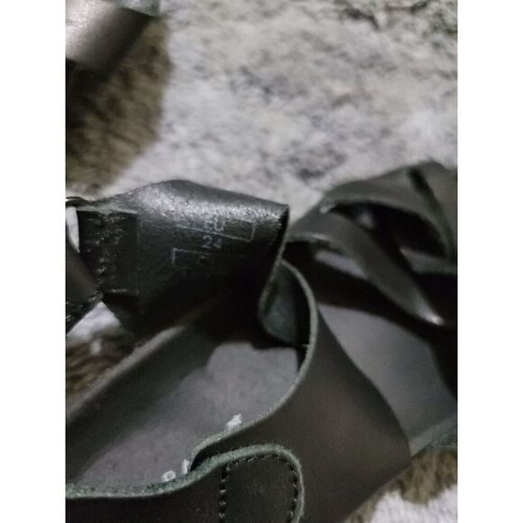 Zara Black Leather Sandals size 24 - Picture 6 of 6